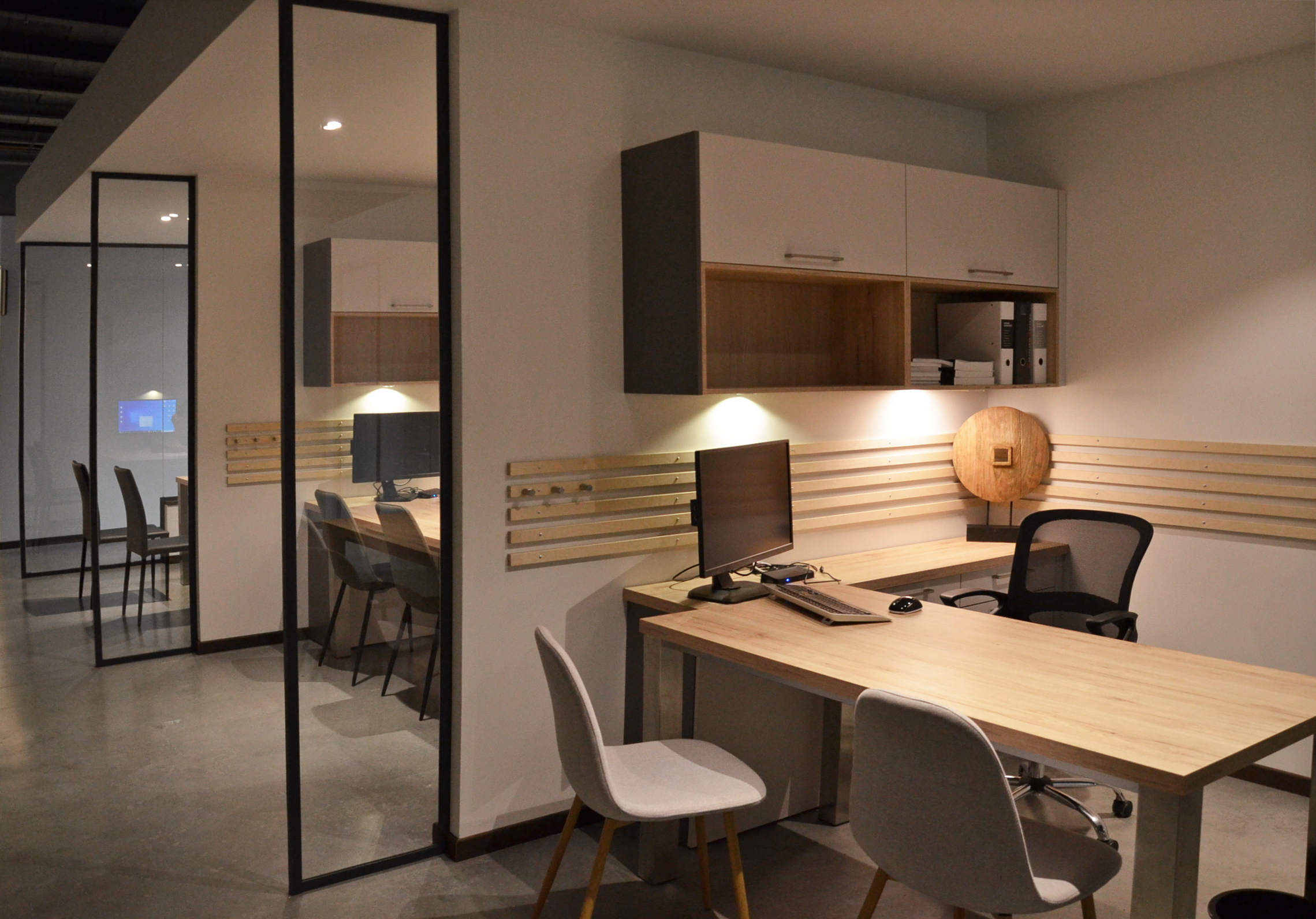 CONSTRUCTION D’UN SHOWROOM