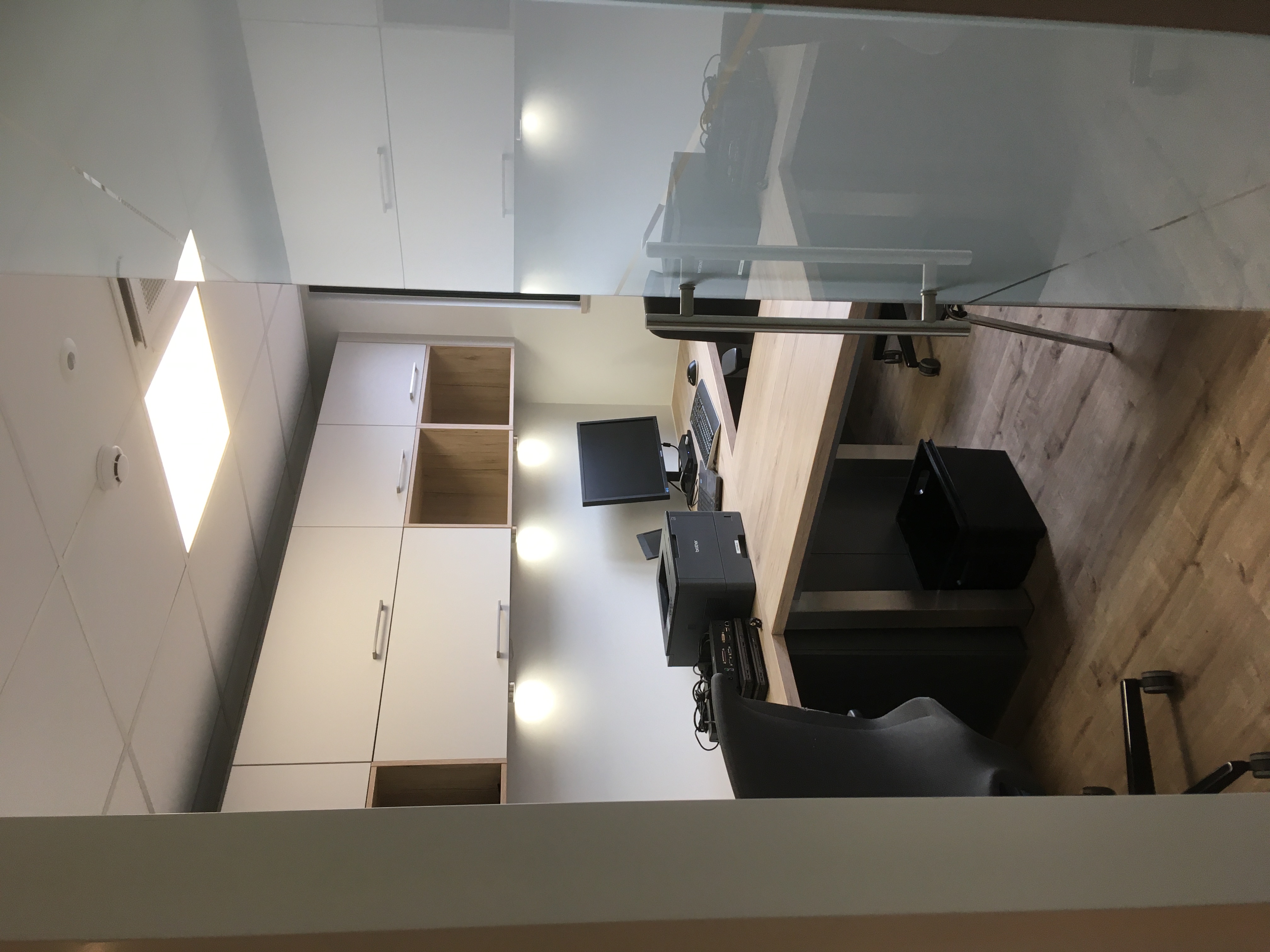 CONSTRUCTION D’UN SHOWROOM